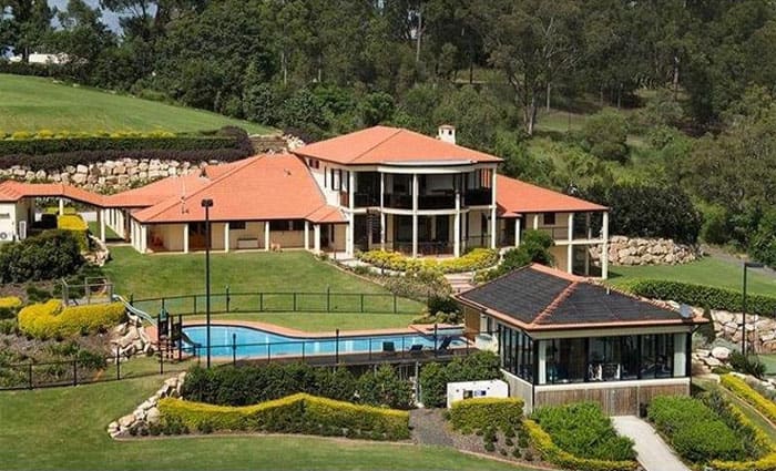 Nathan Tinkler relists Pullenvale acreage