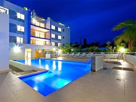riviera_0000_1.jpg